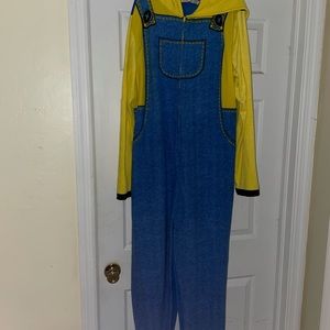 Despicable Me onsie Large